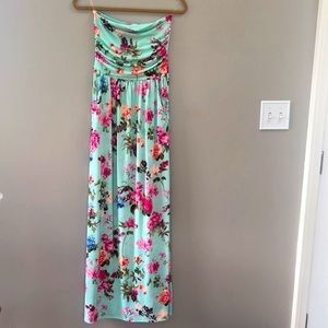 Vanilla Bay Strapless Maxi Dress **with pockets!**